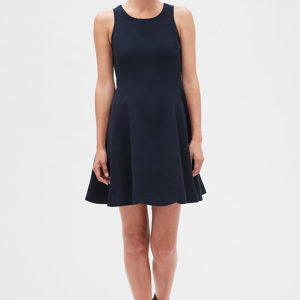 NWT Petite Panel Fit And Flare Dress | Banana Republic Factory | Navy Blue 00P